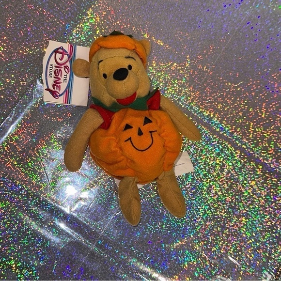 Disney Store WINNIE THE POOH PUMPKIN POOH 8" Bean Bag Plush With Tag - Picture 3 of 12